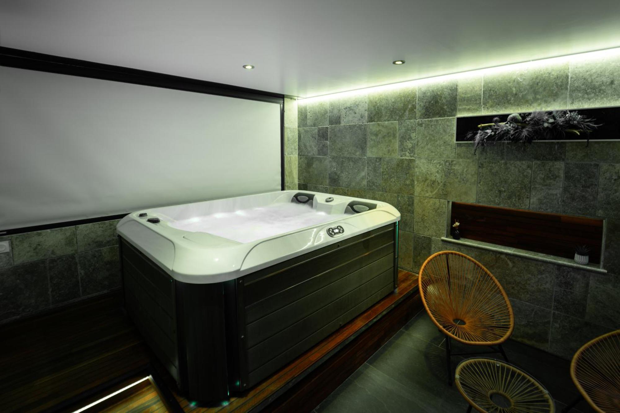 Loft 150 M2 Jacuzzi, Sauna Et Massage Blagnac Exterior photo